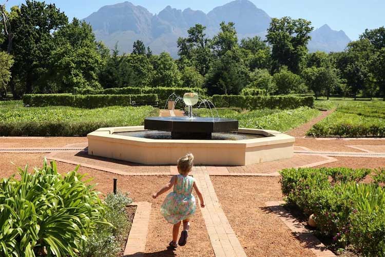 Stables at Vergelegen Bistro: Kid-friendly Restaurants in Cape Town