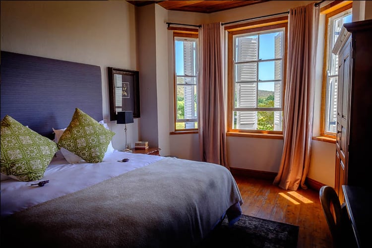 Paradys Bedroom