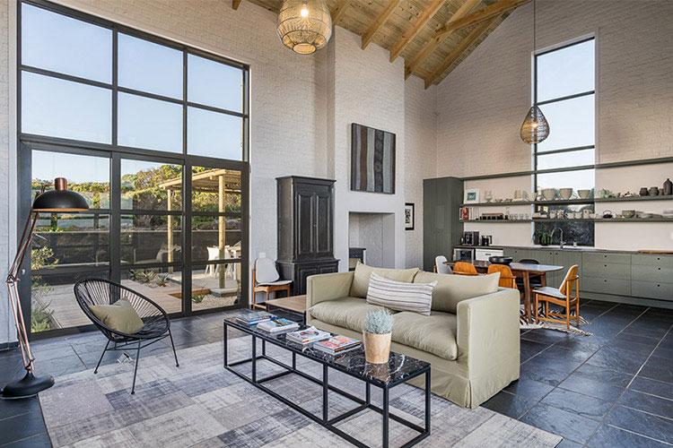 Black Barn Romansbaai Interior