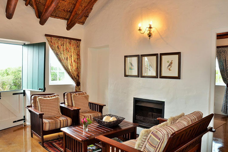 De Hoop Cottage Lounge