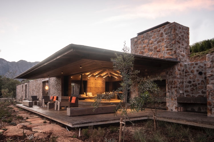 Best Wine Farms in Banhoek Valley 2022: Capensis