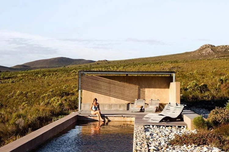 Farm 215: Fynbos Pool Eco Cabins