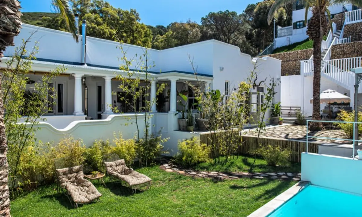 Onderdorp: Exterior Lead