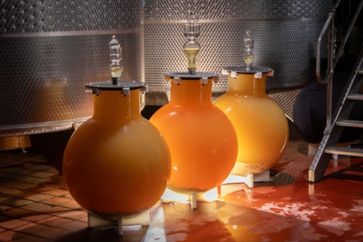 Diemersdal Glass Wine Globe