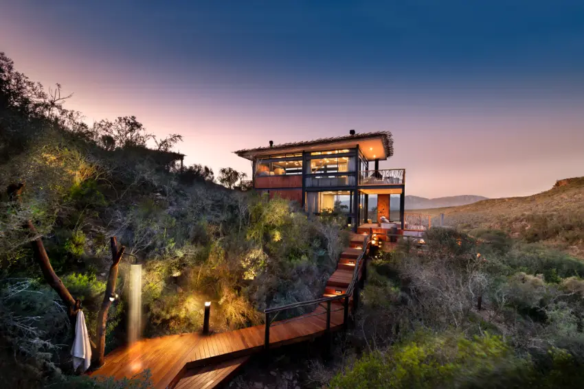 Hot Tub Accommodation Melozhori Treehouse