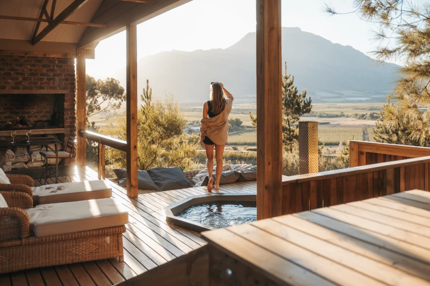 Hot Tub Accommodation Vrolikheid Landgoed