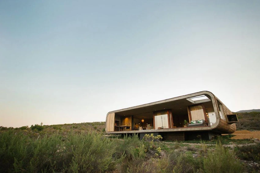Kolkol Mountain Lodge Cabin Exterior