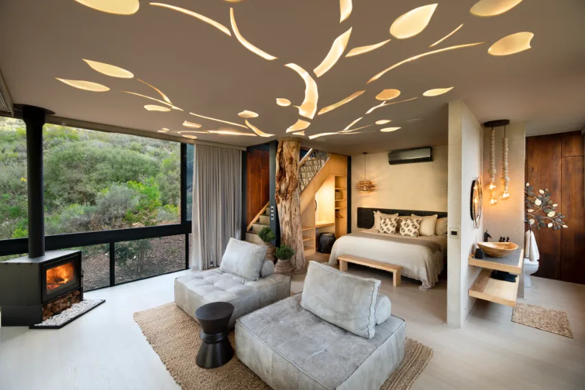 Melozhori Treehouse Indoor Living