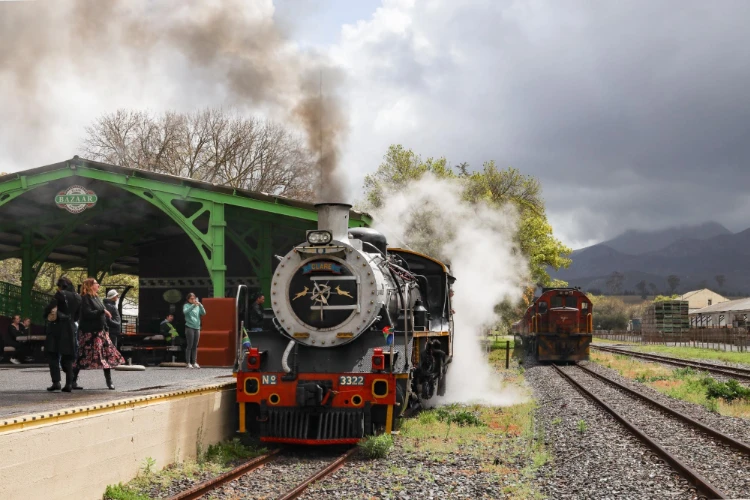 Winter Activities Elgin Steam Train