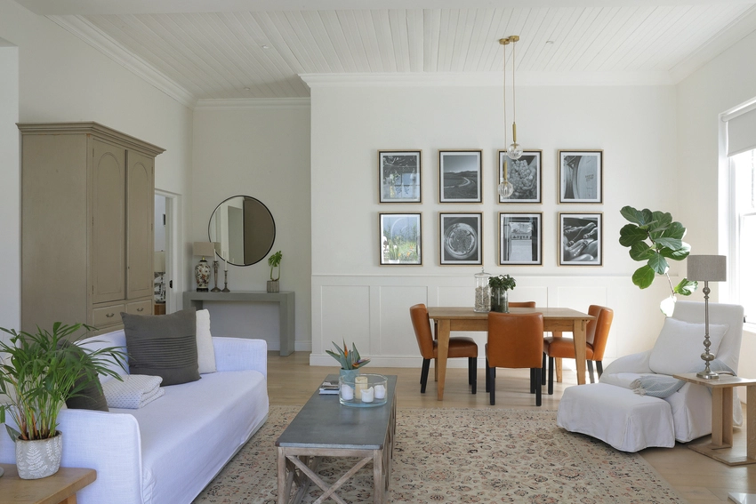 The Grand Hotel Robertson Living Area