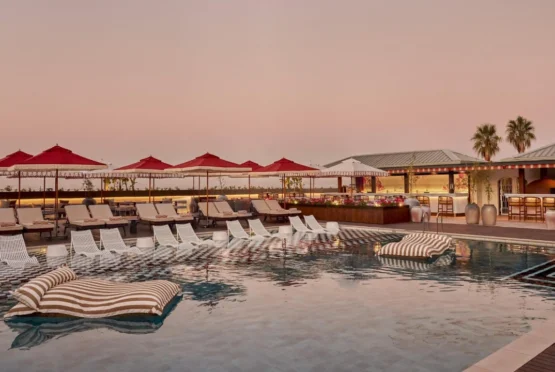 Table Bay Solandra Pool